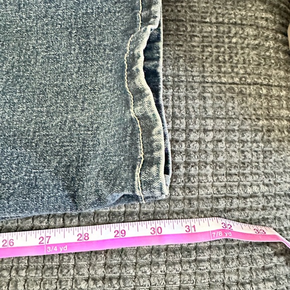 Gloria Vanderbilt Jeans Womans 14 Pre-Loved
Denim Casual - Picture 5 of 5